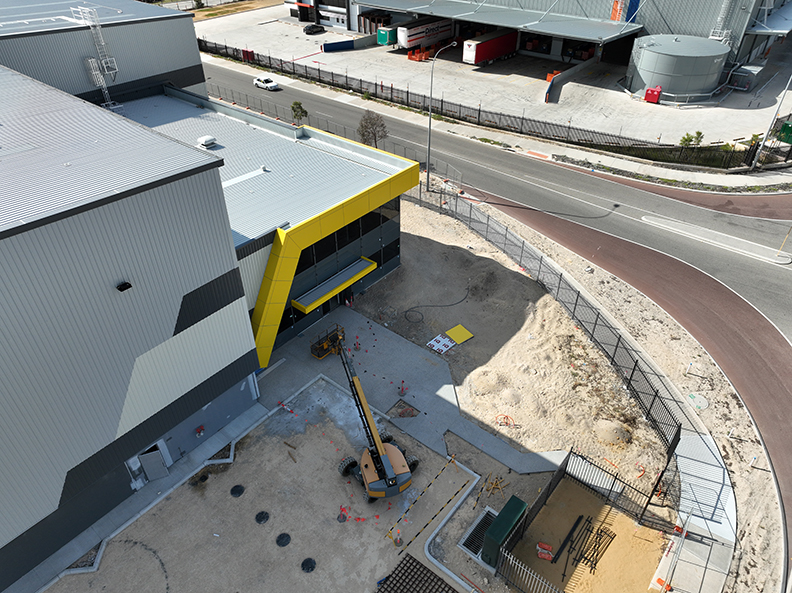 Silk K2 Distribution Centre, Roe Highway Logistics Park, Kenwick, Perth, Western Australia, Design & Construct Project, Capstone Construction, Industrial Warehouse, Office, Loading Dock, Carpark, Super Canopy, Development, Aerial, Silk DC Page