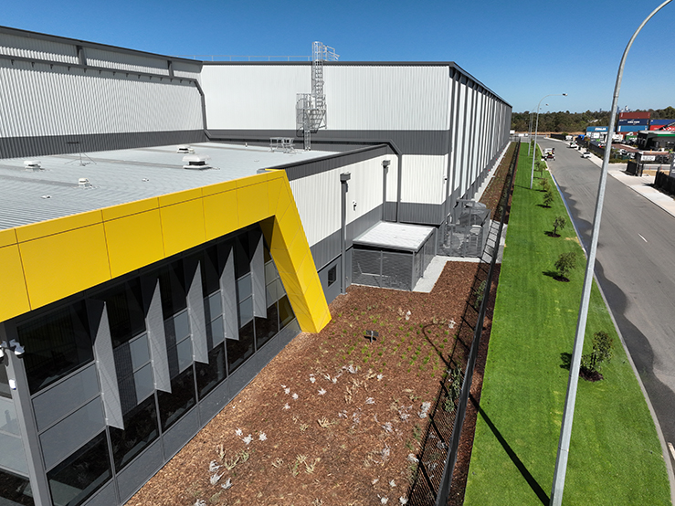 Silk K2 Distribution Centre, Roe Highway Logistics Park, Kenwick, Perth, Western Australia, Design & Construct Project, Capstone Construction, Industrial Warehouse, Office, Loading Dock, Carpark, Super Canopy, Development, Aerial, Silk DC Page