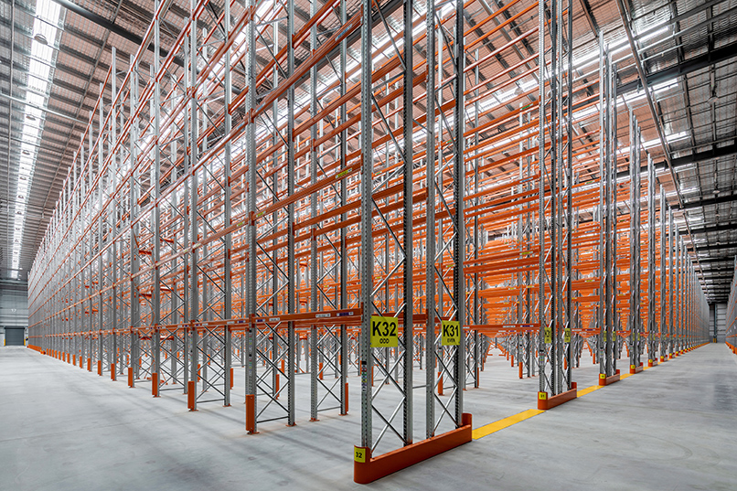Silk K2 Distribution Centre, Roe Highway Logistics Park, Kenwick, Perth, Western Australia, Design & Construct Project, Capstone Construction, Industrial Warehouse, Office, Loading Dock, Carpark, Super Canopy, Development, Racking