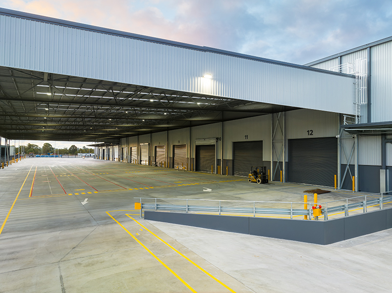 Silk K2 Distribution Centre, Roe Highway Logistics Park, Kenwick, Perth, Western Australia, Design & Construct Project, Capstone Construction, Industrial Warehouse, Office, Loading Dock, Carpark, Super Canopy, Development