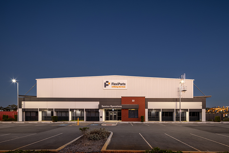 WesTrac Heavy Maintenance Facility, Hitchcock Place Perth Airport South, Western Australia, Design & Construct Project, Capstone Construction, Industrial Warehouse, Office, Carpark Development, Exterior