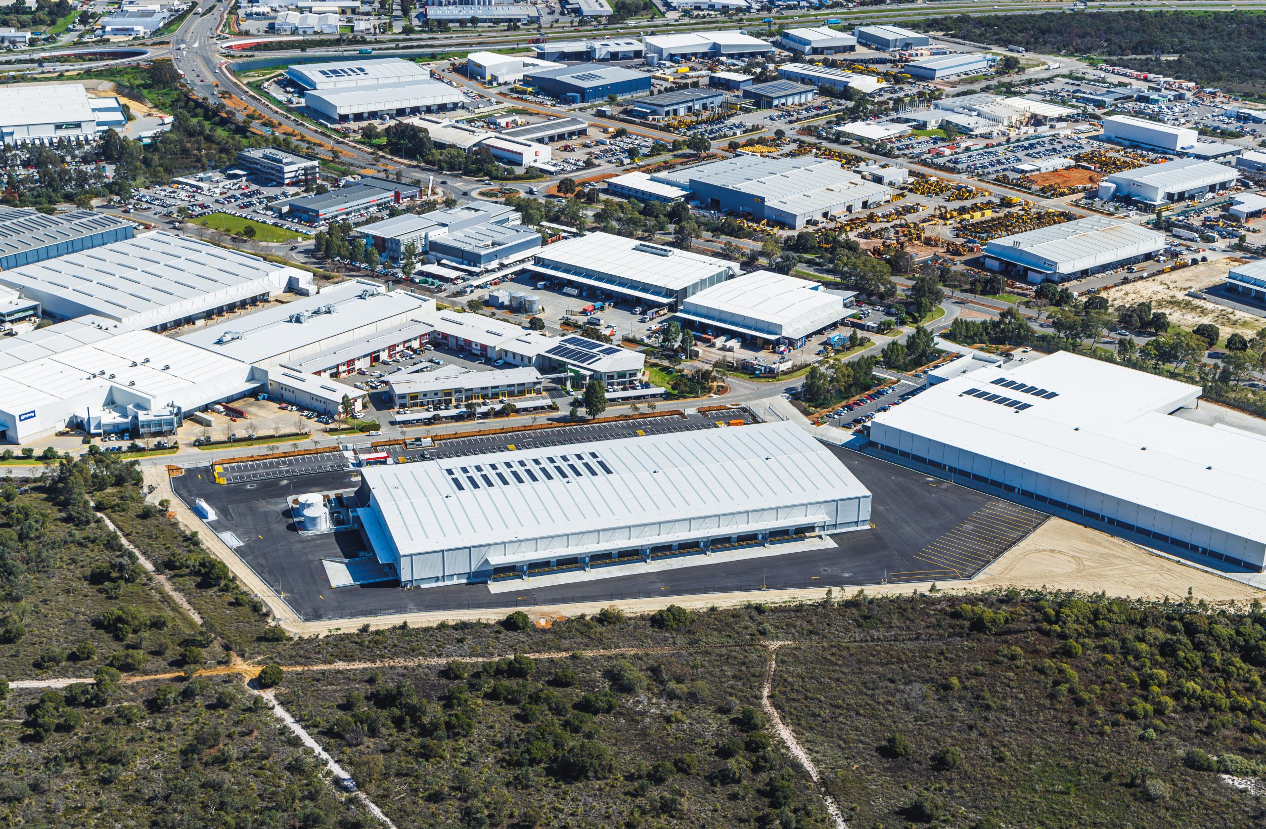 border express australia, industrial, warehouse, 17 tarlton crescent perth airport western australia, d&c contract, logistics, project, development, supply chain, exterior, office, aerial