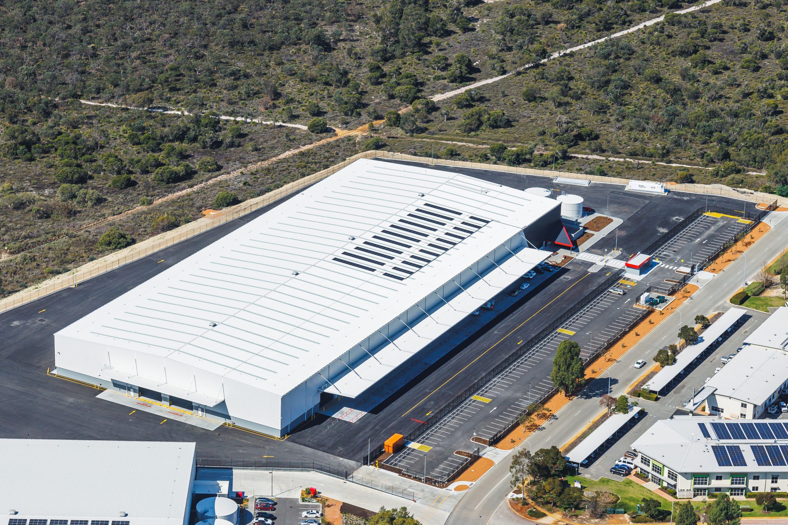border express australia, industrial, warehouse, 17 tarlton crescent perth airport western australia, d&c contract, logistics, project, development, supply chain, exterior, office, aerial