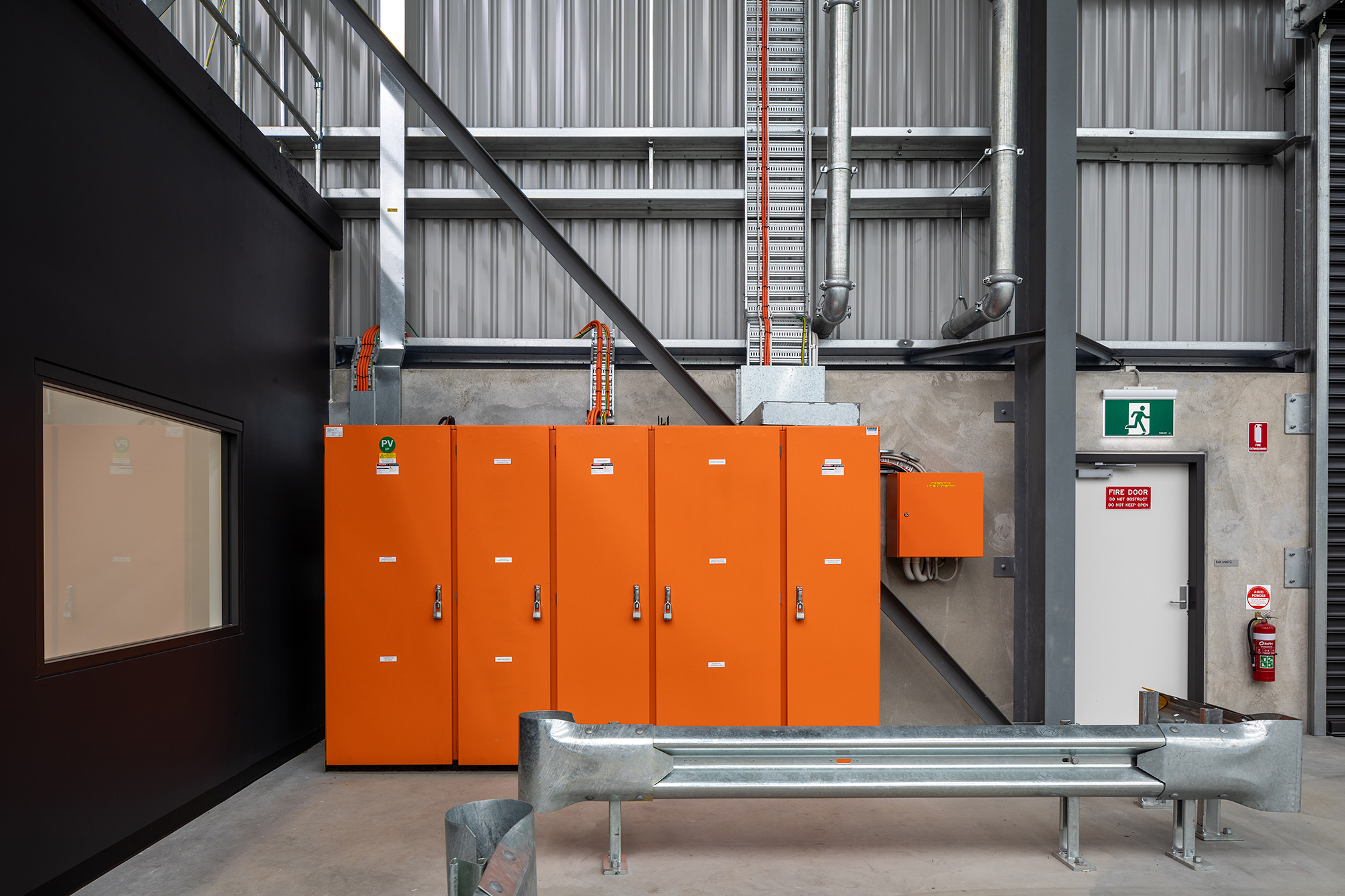 border express australia, industrial, warehouse, 17 tarlton crescent perth airport western australia, d&c contract, logistics, project, development, supply chain, electrical panel